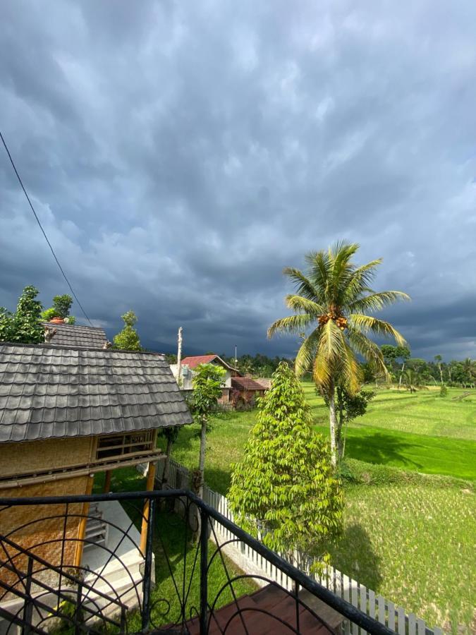 Edrian Bungalows テテバトゥ エクステリア 写真