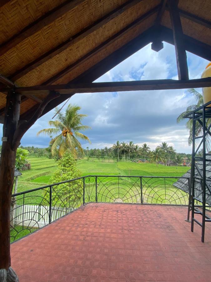 Edrian Bungalows テテバトゥ エクステリア 写真